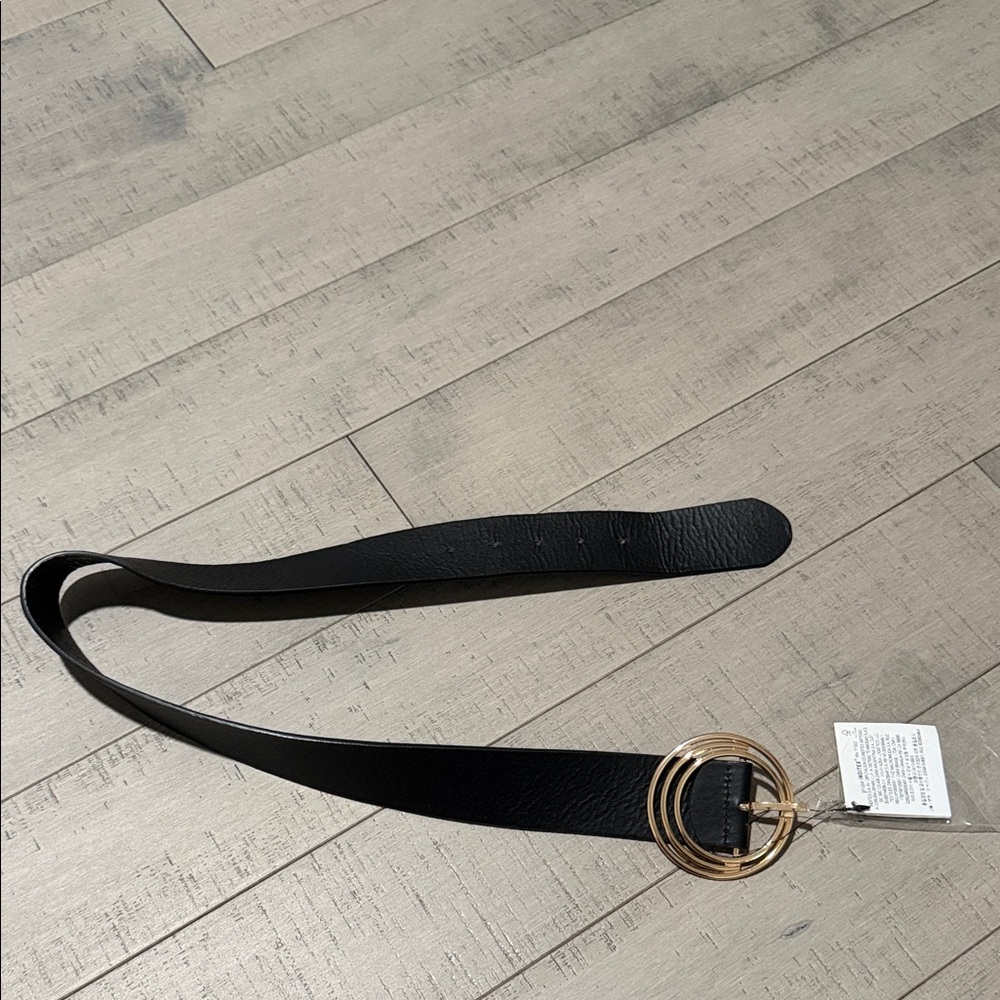 Black Leather Belt with Gold Double Ring Buckle